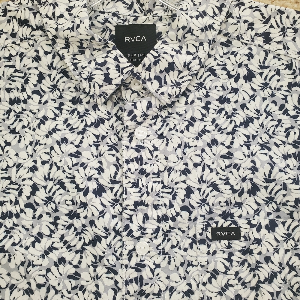 NWT RVCA button down shirt - Picture 2 of 3